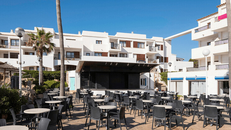 Alua Suites Las Rocas